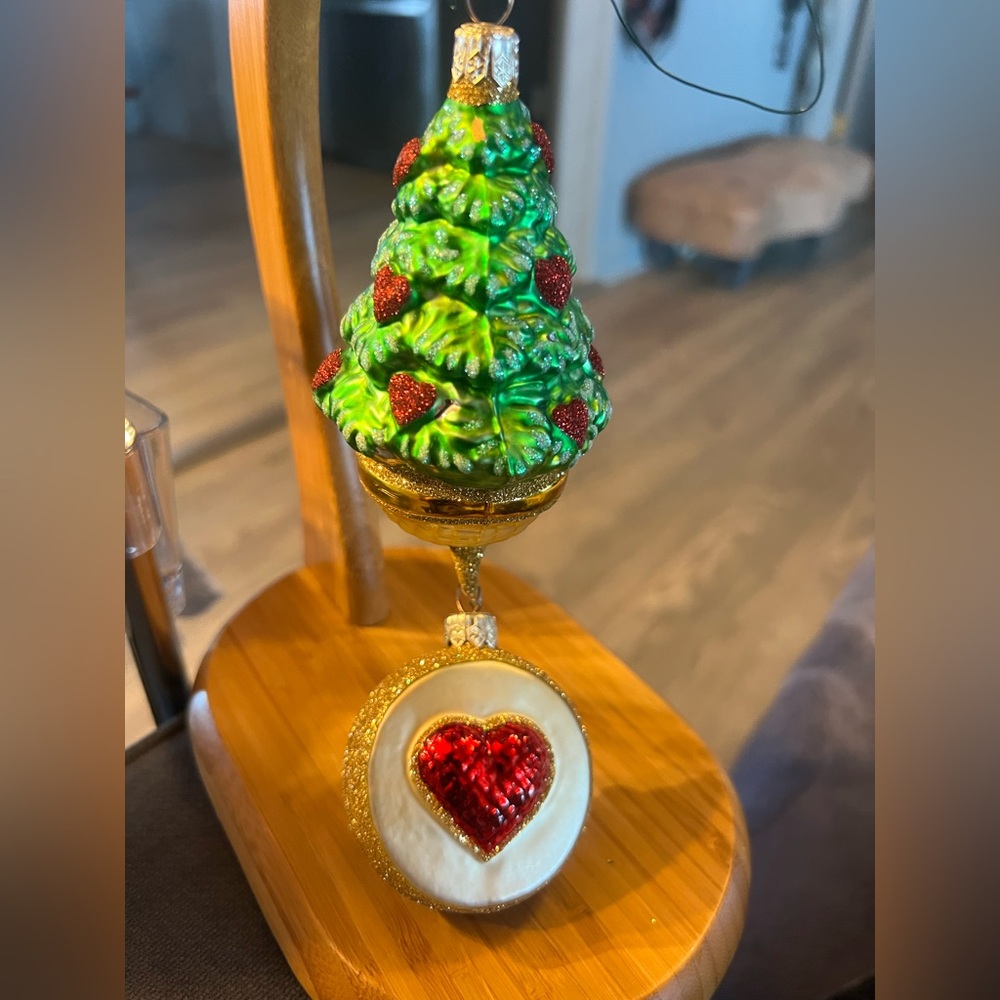 1999 Patricia Breen Five Golden Rings 2 Piece Christmas Ornament #9912 signed